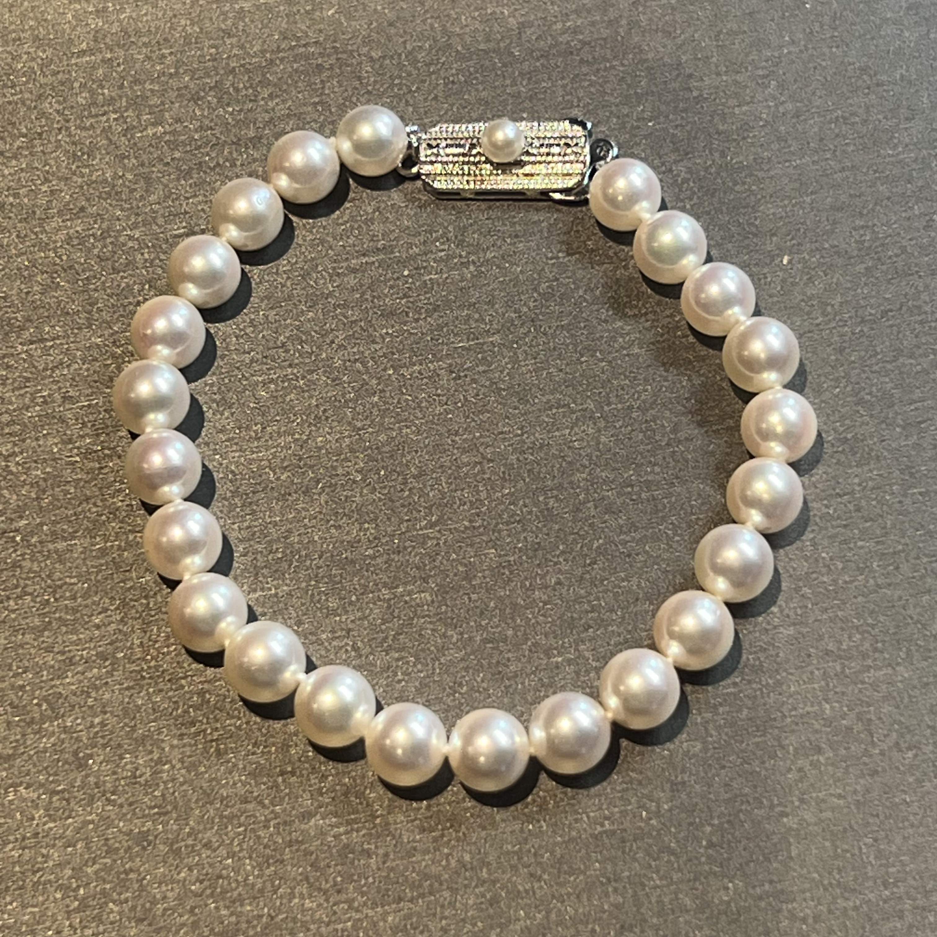 Mikimoto Akoya Cultured Pearl Strand Bracelet UD75107K